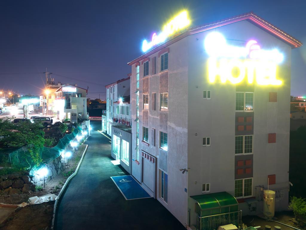 Jeju Ocean Family Hotel Exterior foto